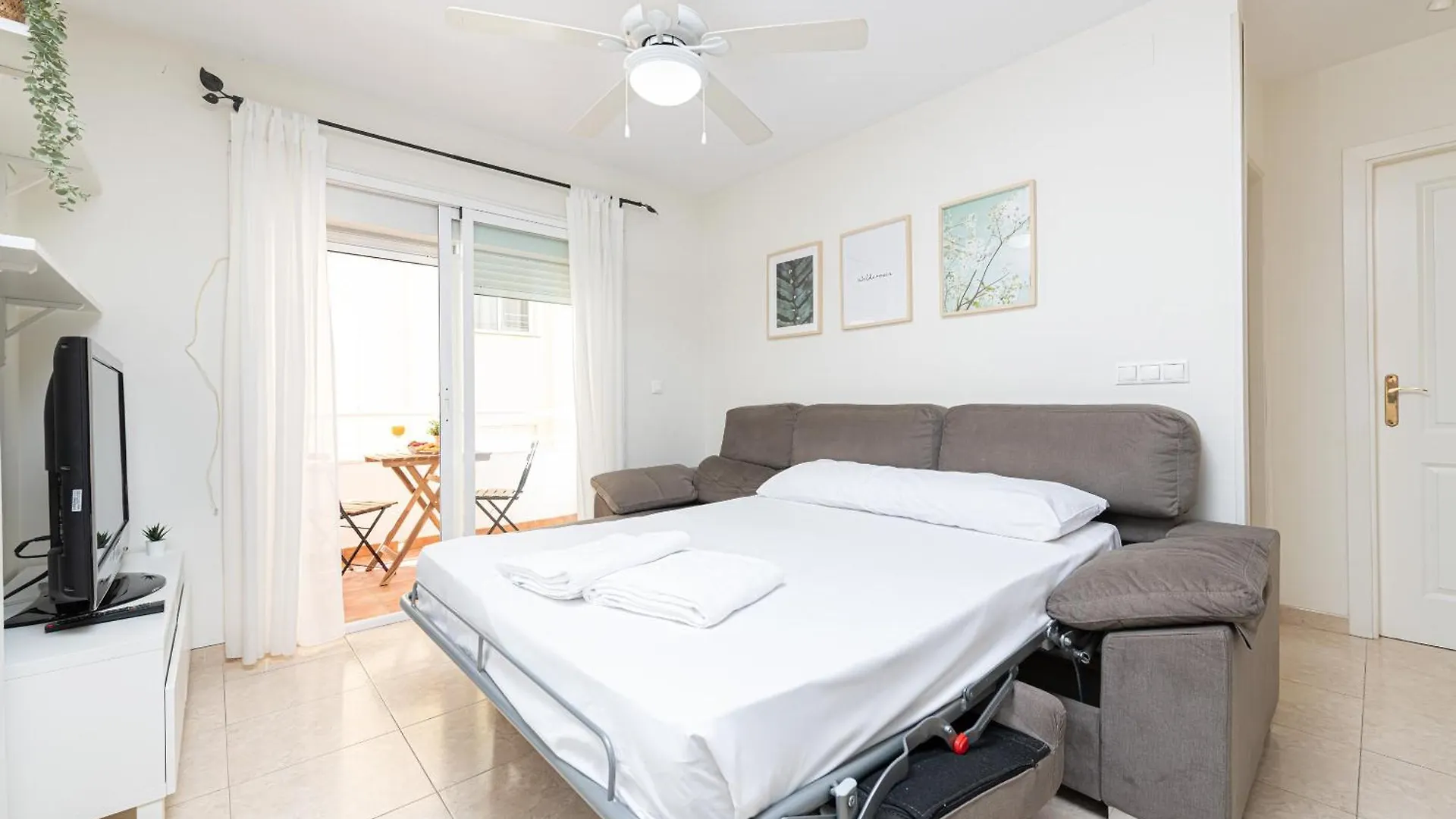 Wintowinrentals Urban Rincon - Cozy & Central Next To Beach رينكون ذي لا مْبيكتوري 0*,  إسبانيا